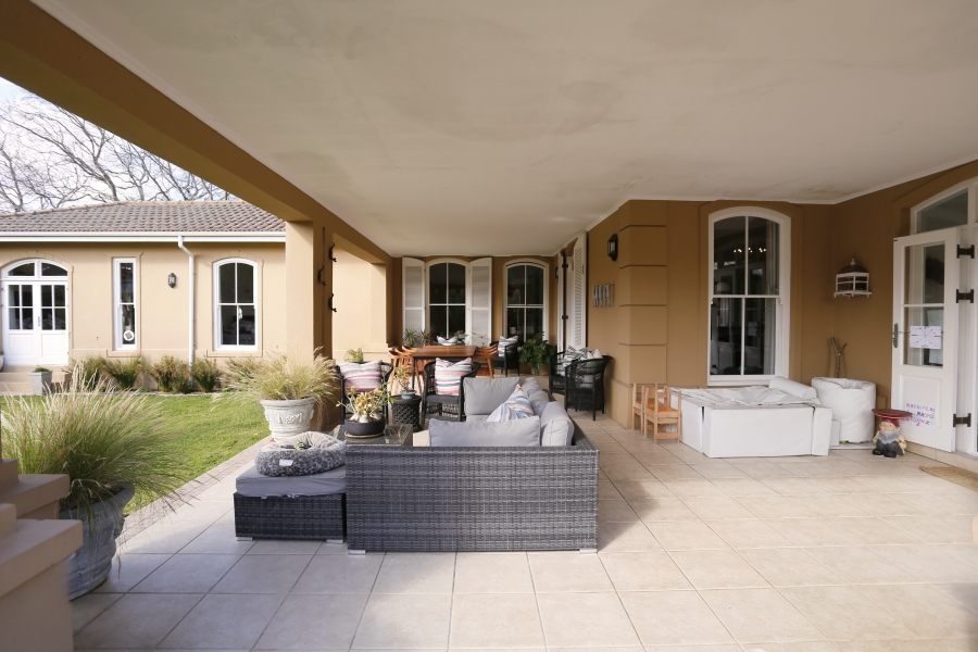 4 Bedroom Property for Sale in Constantia Western Cape